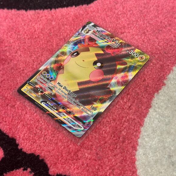 Morpeko VMAX #38 – Pokémon Shining Fates – As Pictured - Picture 3 of 6